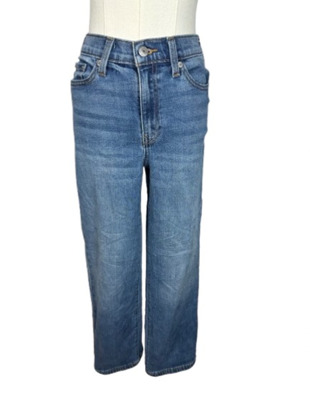 🌟SALE🌟 Classic Straight Leg High Waisted Blue Jeans Size 25